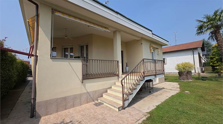  Villa indipendente a Lonate Ceppino
